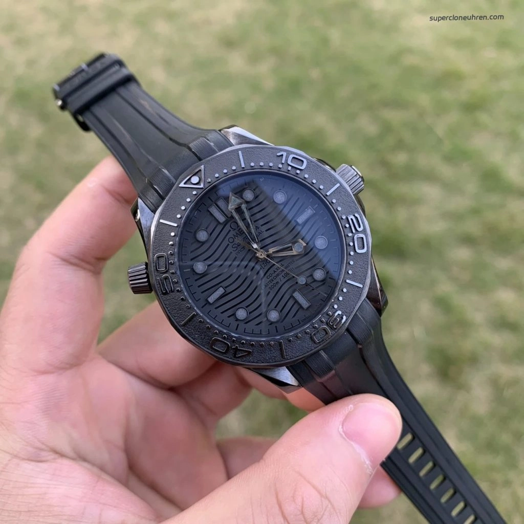 Super Clone Omega Seamaster Diver 300M 210.92.44.20.01.003 schwarze Keramik 43,5 mm