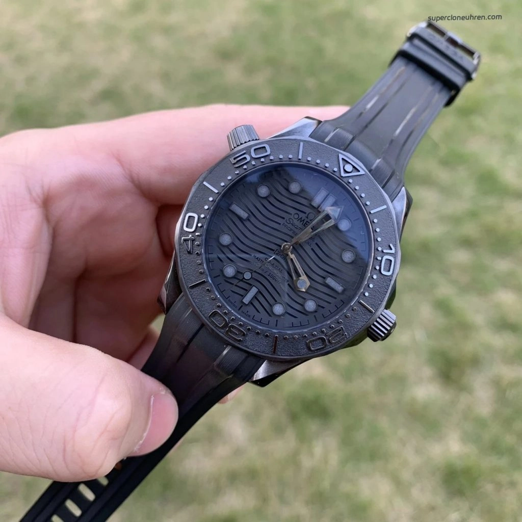 Super Clone Omega Seamaster Diver 300M 210.92.44.20.01.003 schwarze Keramik 43,5 mm