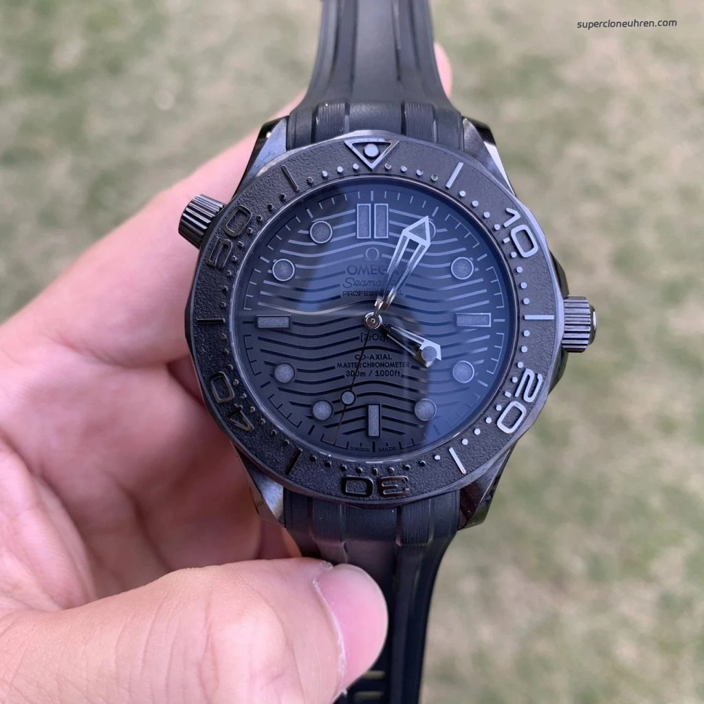 Super Clone Omega Seamaster Diver 300M 210.92.44.20.01.003 schwarze Keramik 43,5 mm
