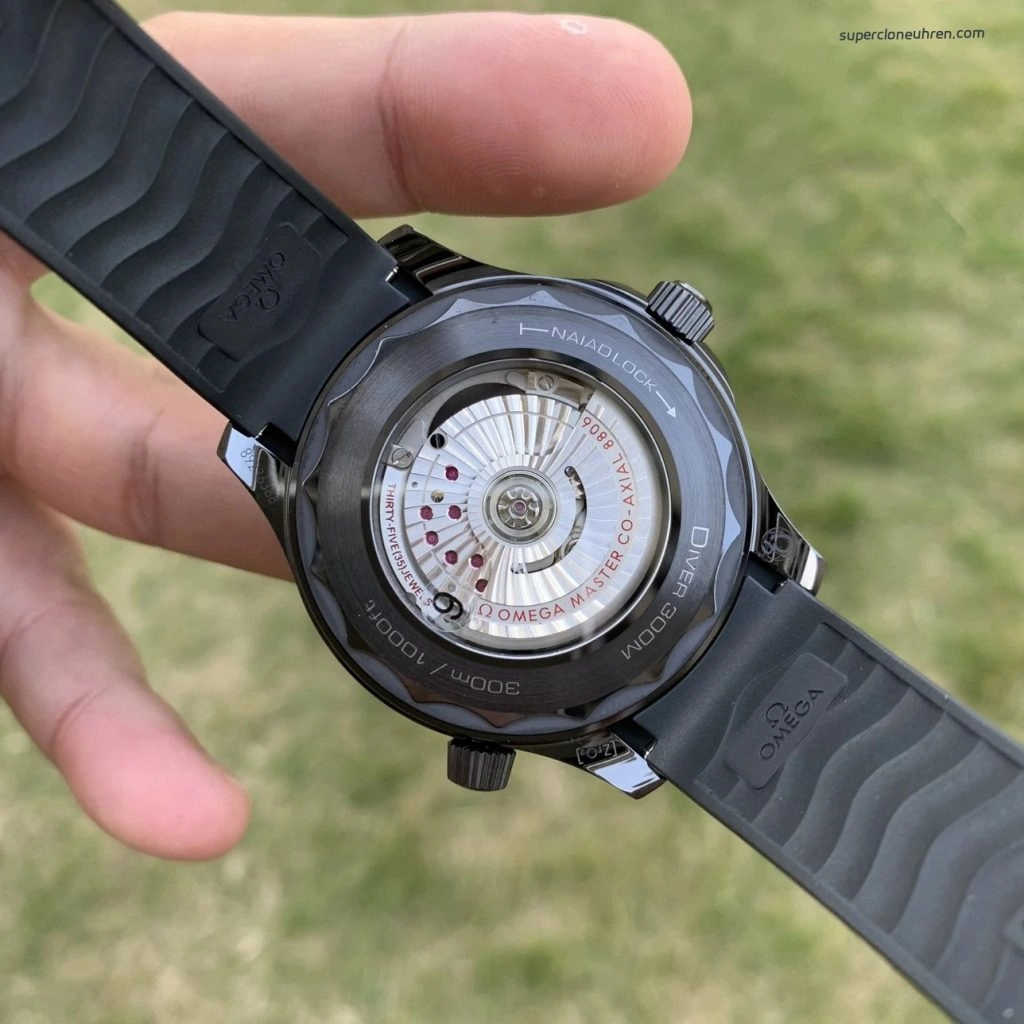 Super Clone Omega Seamaster Diver 300M 210.92.44.20.01.003 schwarze Keramik 43,5 mm
