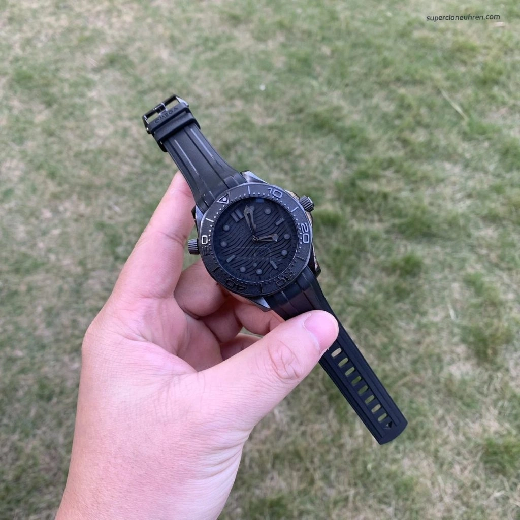Super Clone Omega Seamaster Diver 300M 210.92.44.20.01.003 schwarze Keramik 43,5 mm