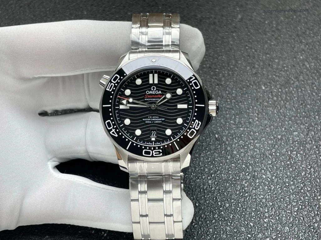 1:1 Super Clone Uhr Omega Seamaster Diver 300M 210.30.42.20.01.001 mit Edelstahlband 42mm