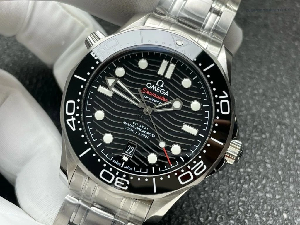 1:1 Super Clone Uhr Omega Seamaster Diver 300M 210.30.42.20.01.001 mit Edelstahlband 42mm