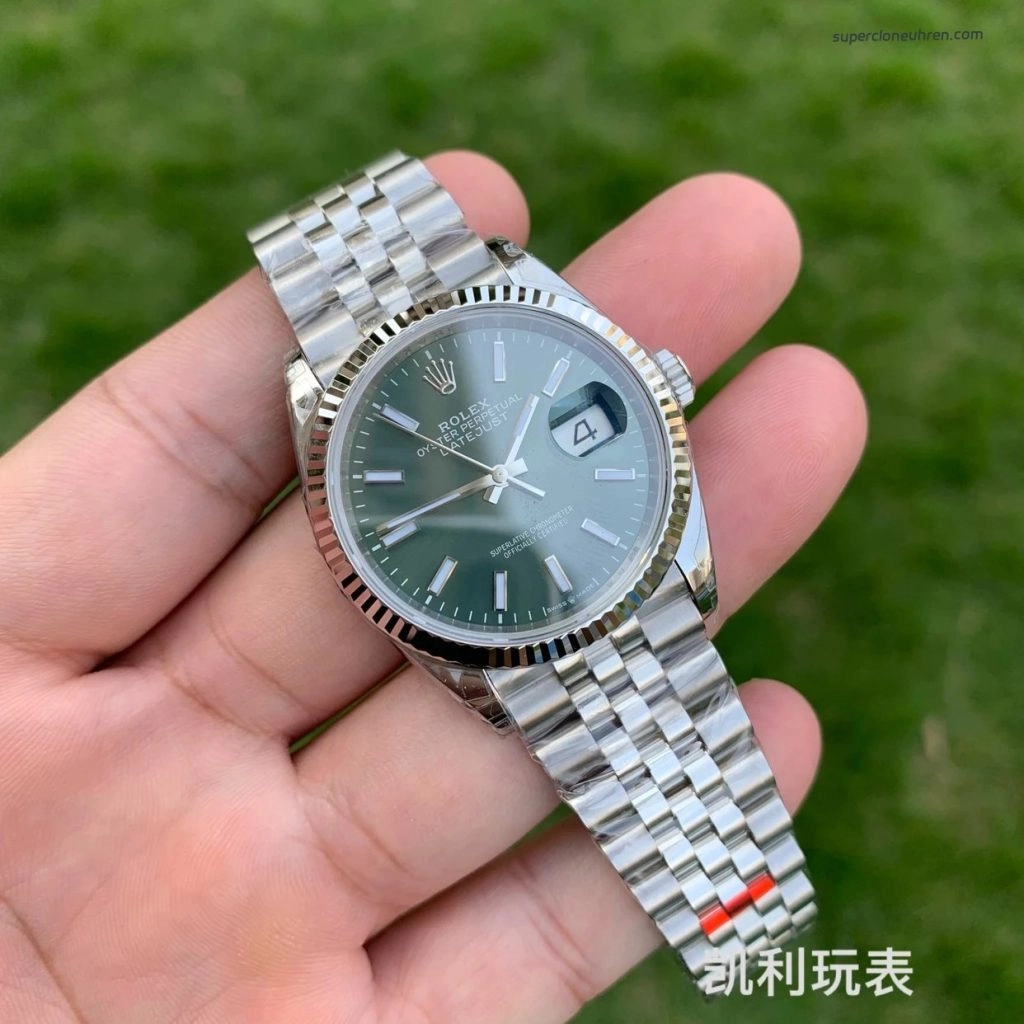 1:1 Super Clone Uhr Rolex Datejust m126234-0051 mintgrünes Zifferblatt mit Jubilé-Band 36mm