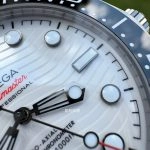 Premium Replica Uhr Omega Seamaster Diver 300M 210.32.42.20.04.001 mit weißem Zifferblatt 42 mm