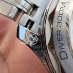 Premium Replica Uhr Omega Seamaster Diver 300M 210.32.42.20.04.001 mit weißem Zifferblatt 42 mm