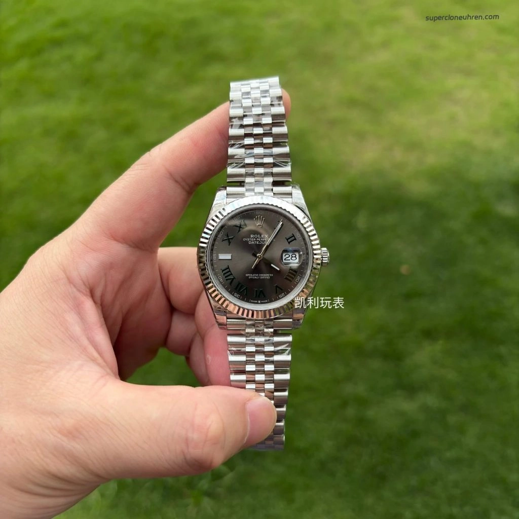 1:1 Super Clone Uhr Rolex Datejust 126334 grünes Zifferblatt Edelstahl 41 mm