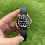 Premium Replica Uhr Rolex Yacht-Master 126655 Roségold mit Kautschukband 40 mm