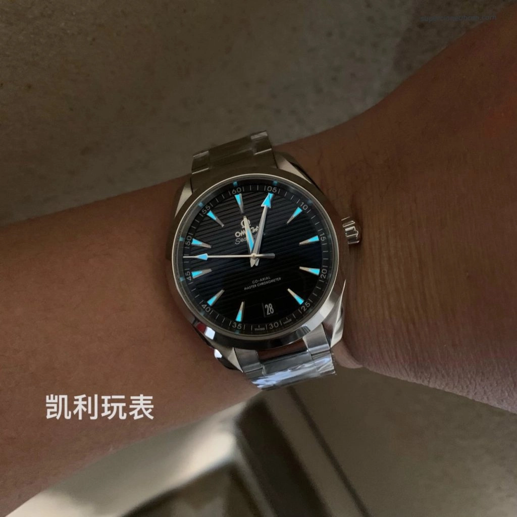 Premium Replica Uhr Omega Seamaster Aqua Terra 220.10.41.21.01.001 schwarzes Teak-Zifferblatt Edelstahlband 41 mm