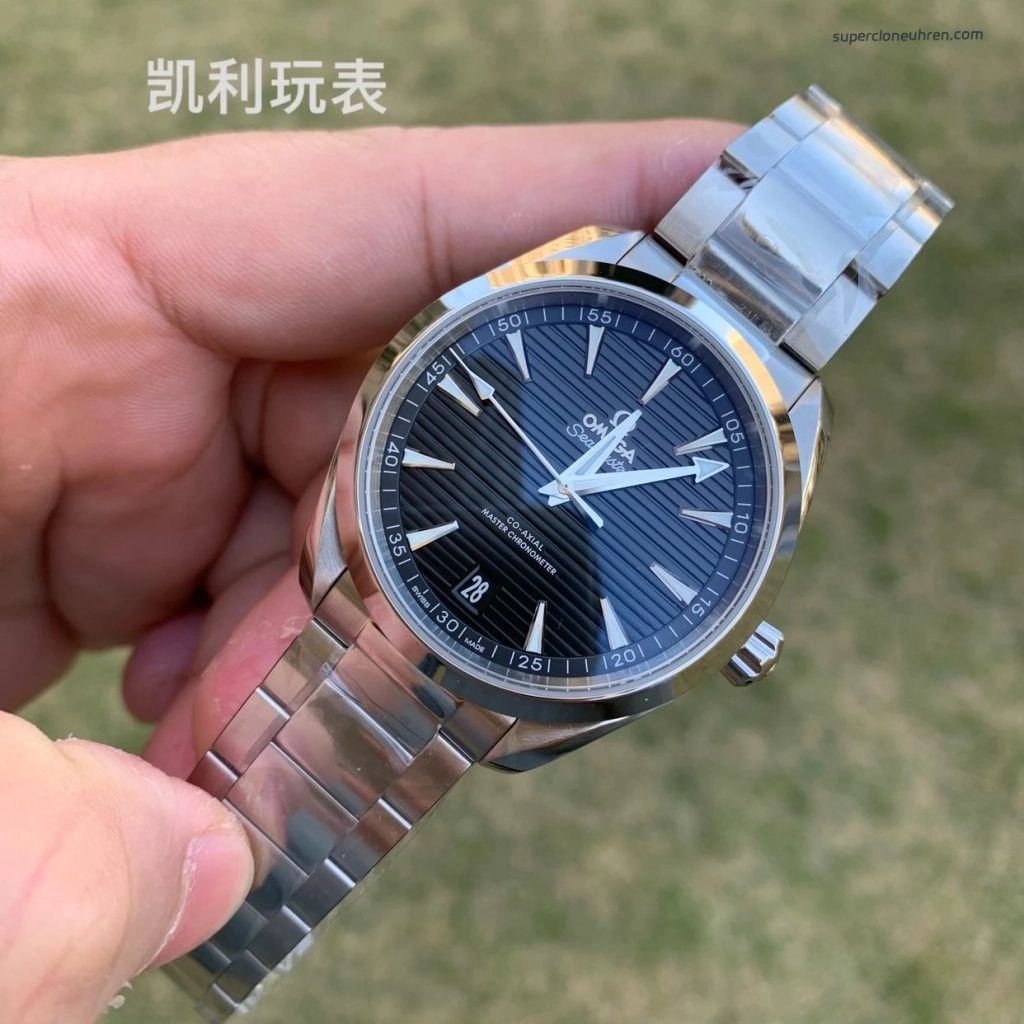 Premium Replica Uhr Omega Seamaster Aqua Terra 220.10.41.21.01.001 schwarzes Teak-Zifferblatt Edelstahlband 41 mm
