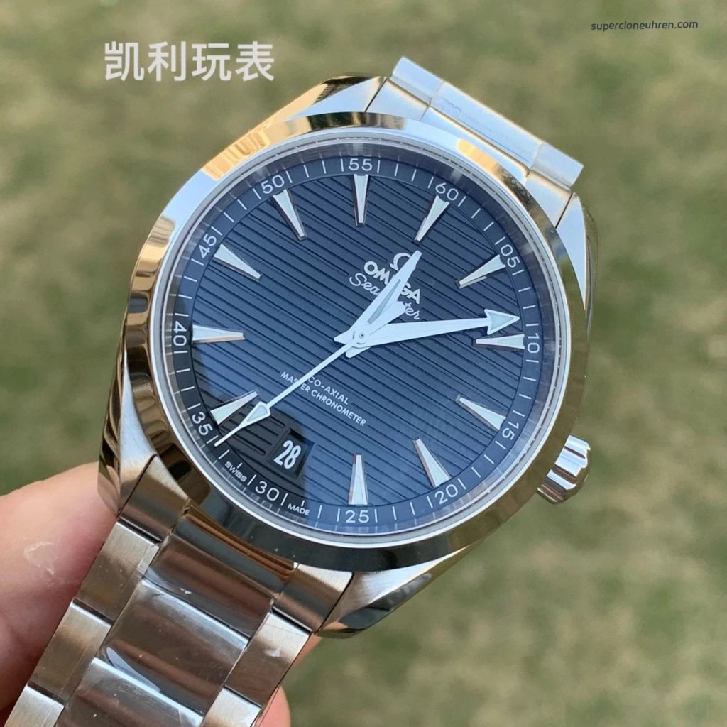 Premium Replica Uhr Omega Seamaster Aqua Terra 220.10.41.21.01.001 schwarzes Teak-Zifferblatt Edelstahlband 41 mm