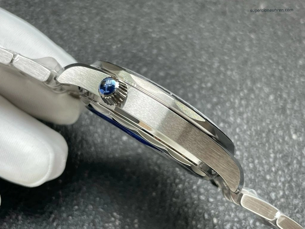 Super Clone Omega Seamaster Diver 300M 210.30.42.20.03.001 mit Stahlband 42mm