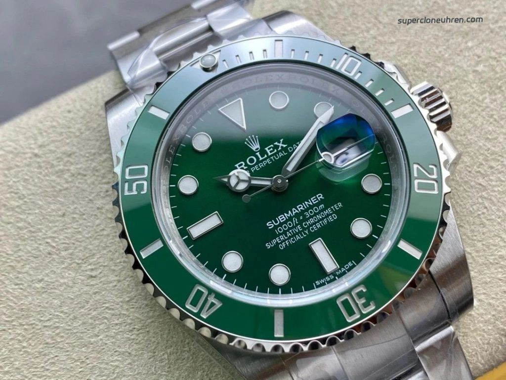 Super Clone Rolex Submariner 116610LV-0002 mit satiniertem Stahlband 40 mm