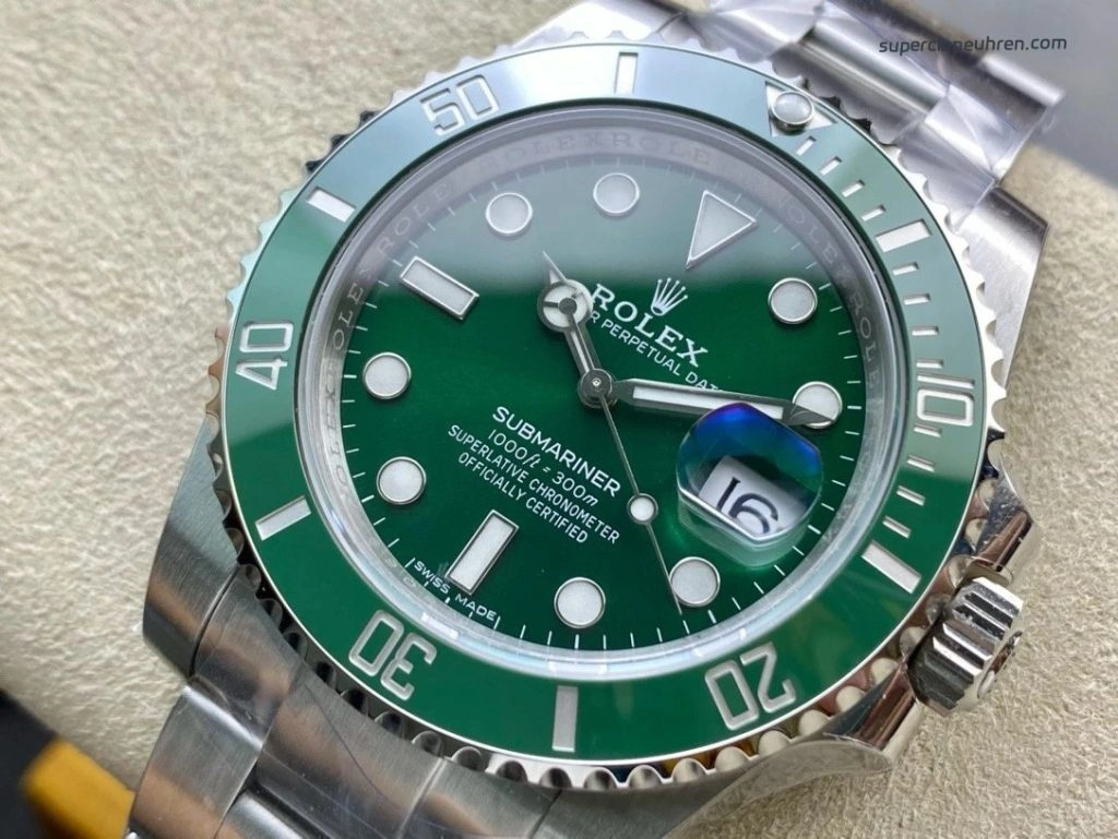 Super Clone Rolex Submariner 116610LV-0002 mit satiniertem Stahlband 40 mm