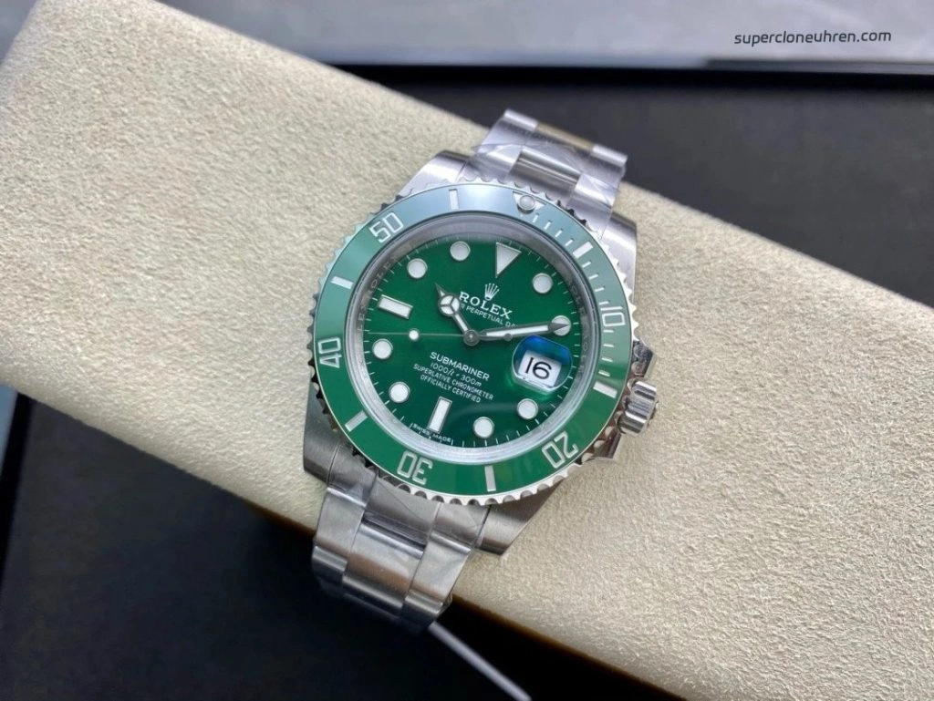 Super Clone Rolex Submariner 116610LV-0002 mit satiniertem Stahlband 40 mm