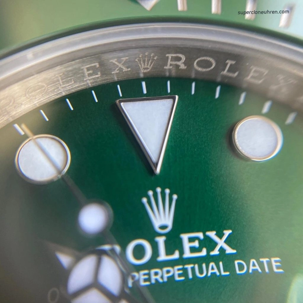 Super Clone Rolex Submariner 116610LV-0002 mit satiniertem Stahlband 40 mm