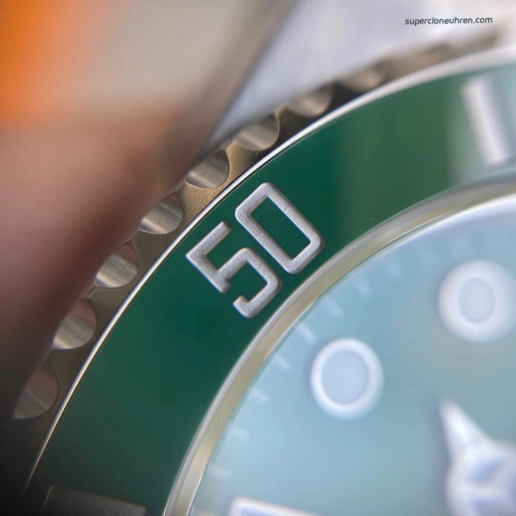Super Clone Rolex Submariner 116610LV-0002 mit satiniertem Stahlband 40 mm