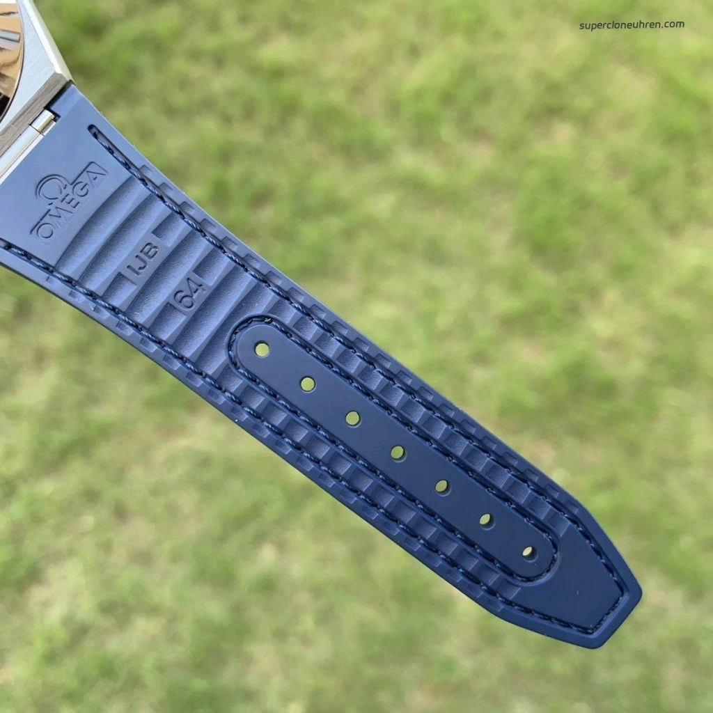 Premium Replica Uhr Omega Constellation 131.33.41.21.03.001 blaues Kautschukband 41mm