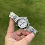 Premium Replica Uhr Omega Seamaster Diver 300M 210.32.42.20.04.001 mit weißem Zifferblatt 42 mm