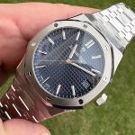 Premium Replica Uhr Audemars Piguet Royal Oak 15500ST.OO.1220ST.01 blaues Zifferblatt Edelstahl 41 mm