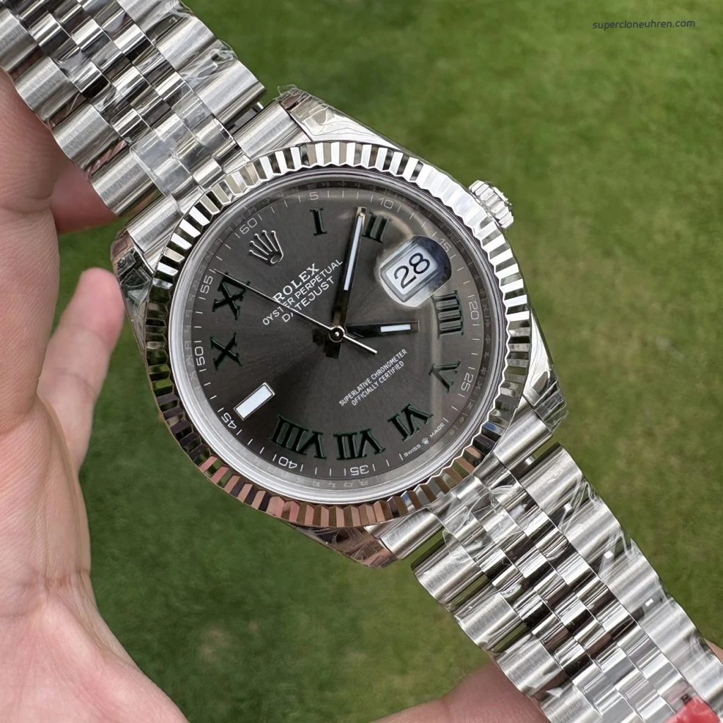 1:1 Super Clone Uhr Rolex Datejust 126334 grünes Zifferblatt Edelstahl 41 mm