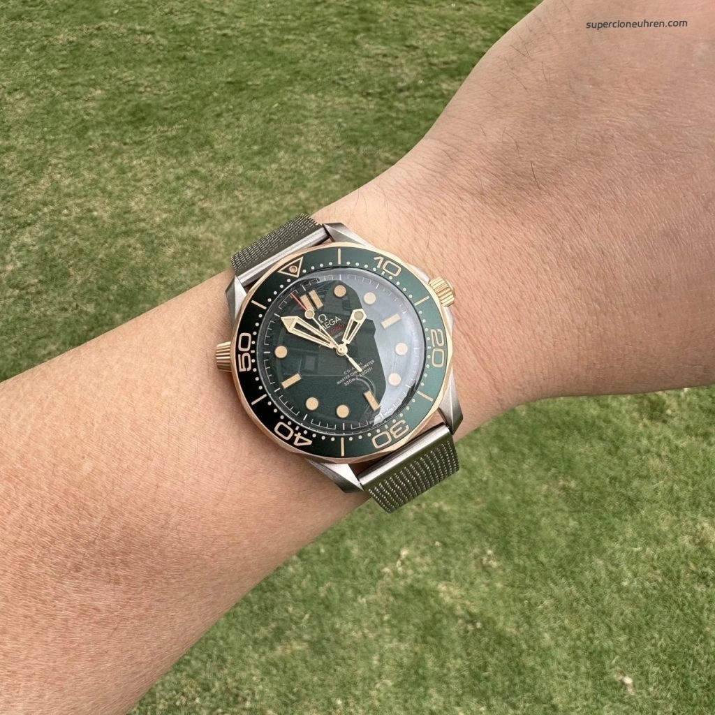 Super Clone Omega Seamaster 210.90.42.20.10.001 Bronze-Gold Titan Mesh-Armband 42 mm