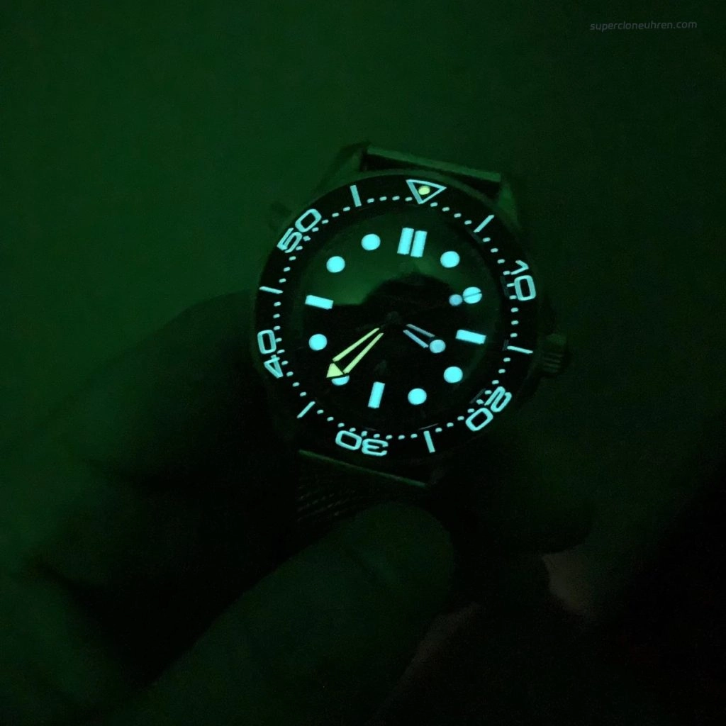 Super Clone Omega Seamaster 210.90.42.20.01.001 Titangehäuse mit Titanband 42 mm