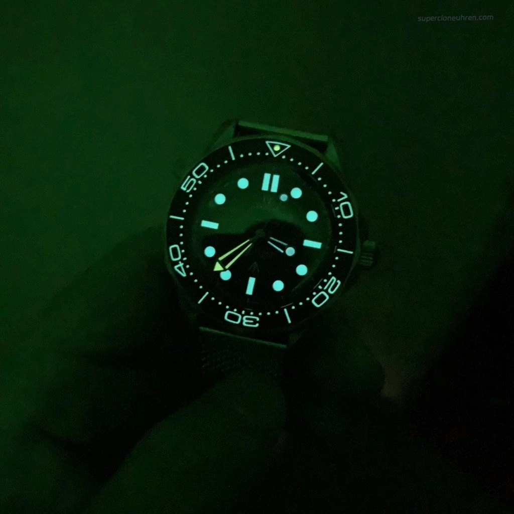 Super Clone Omega Seamaster 210.90.42.20.01.001 Titangehäuse mit Titanband 42 mm