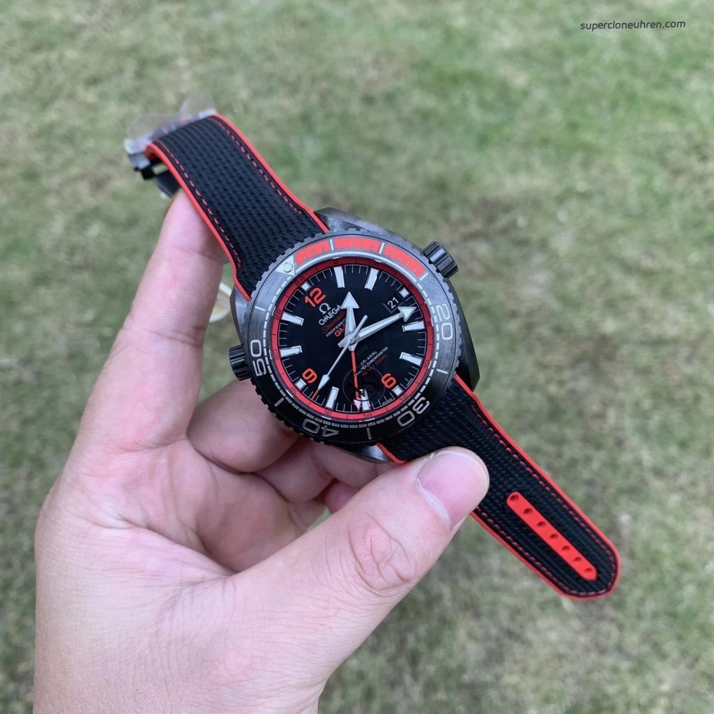 1:1 Super Clone Uhr Omega Seamaster Planet Ocean 215.92.46.22.01.003 Keramikgehäuse 45,5mm