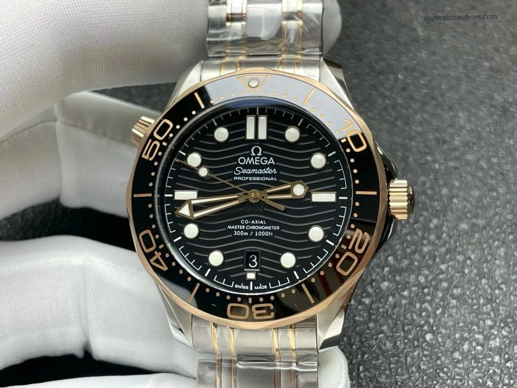 1:1 Super Clone Uhr Omega Seamaster Diver 300M 210.20.42.20.01.001 Stahl Roségold 42mm