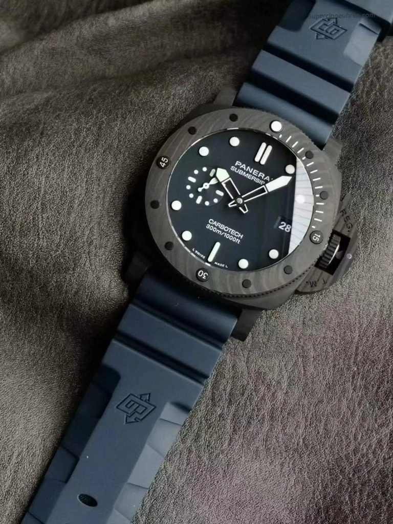 Premium Replica Uhr Panerai Submersible PAM01232 aus Carbon und Keramik 44mm