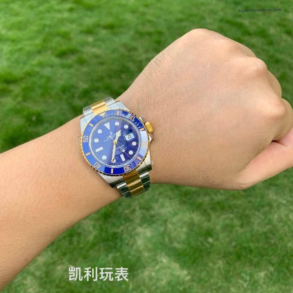 Premium Replica Uhr Rolex Submariner 126613LB-0002 Bicolor Blau 41mm