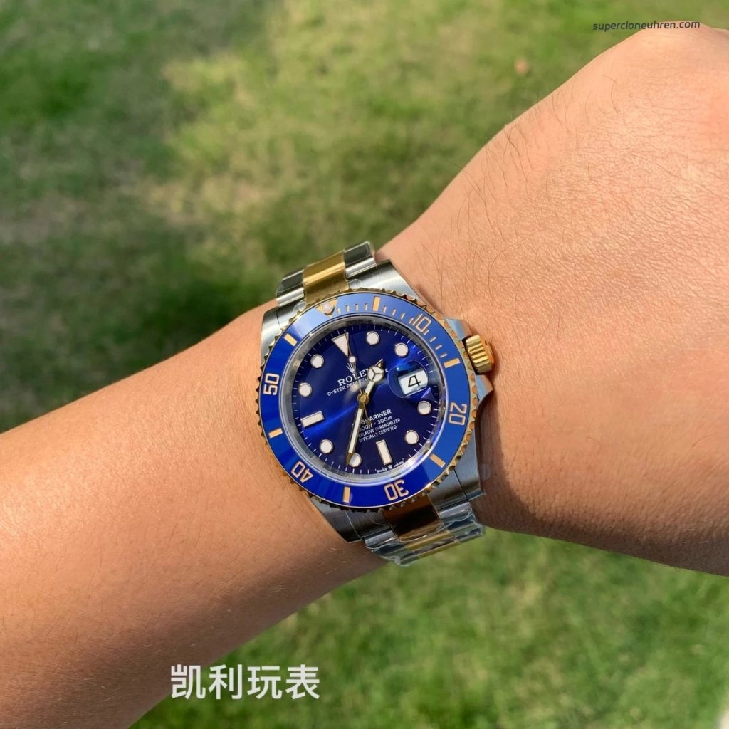 Premium Replica Uhr Rolex Submariner 126613LB-0002 Bicolor Blau 41mm
