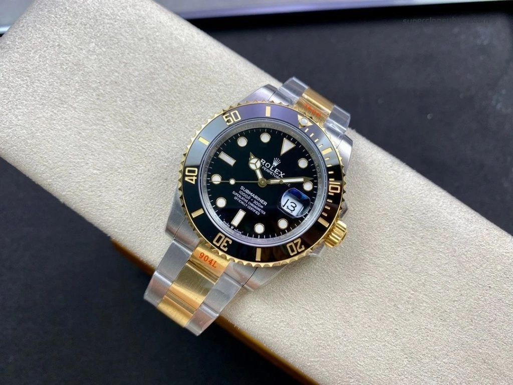 Premium Replica Uhr Rolex Submariner M126613LN-0002 in Bicolor Schwarz 41 mm