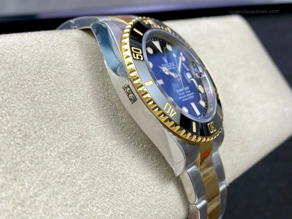 Premium Replica Uhr Rolex Submariner M126613LN-0002 in Bicolor Schwarz 41 mm