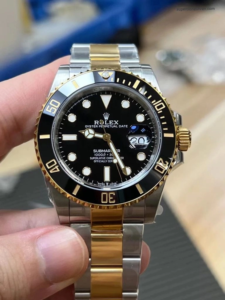 Premium Replica Uhr Rolex Submariner M126613LN-0002 in Bicolor Schwarz 41 mm