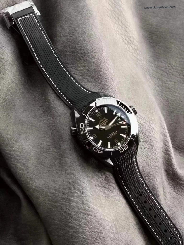 Super Clone Omega Seamaster Planet Ocean 215.92.46.22.01.001 schwarze Keramik 45,5mm