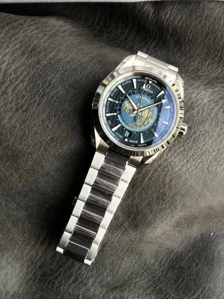 Premium Replica Uhr Omega Seamaster Aqua Terra 220.10.43.22.03.001 mit blauem Zifferblatt aus Edelstahl 43mm