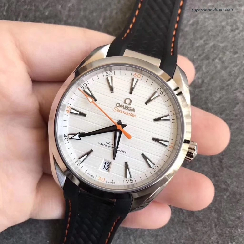 Premium Replica Uhr Omega Seamaster Aqua Terra 220.12.41.21.02.002 silbernes Teak-Zifferblatt Kautschukband 41mm