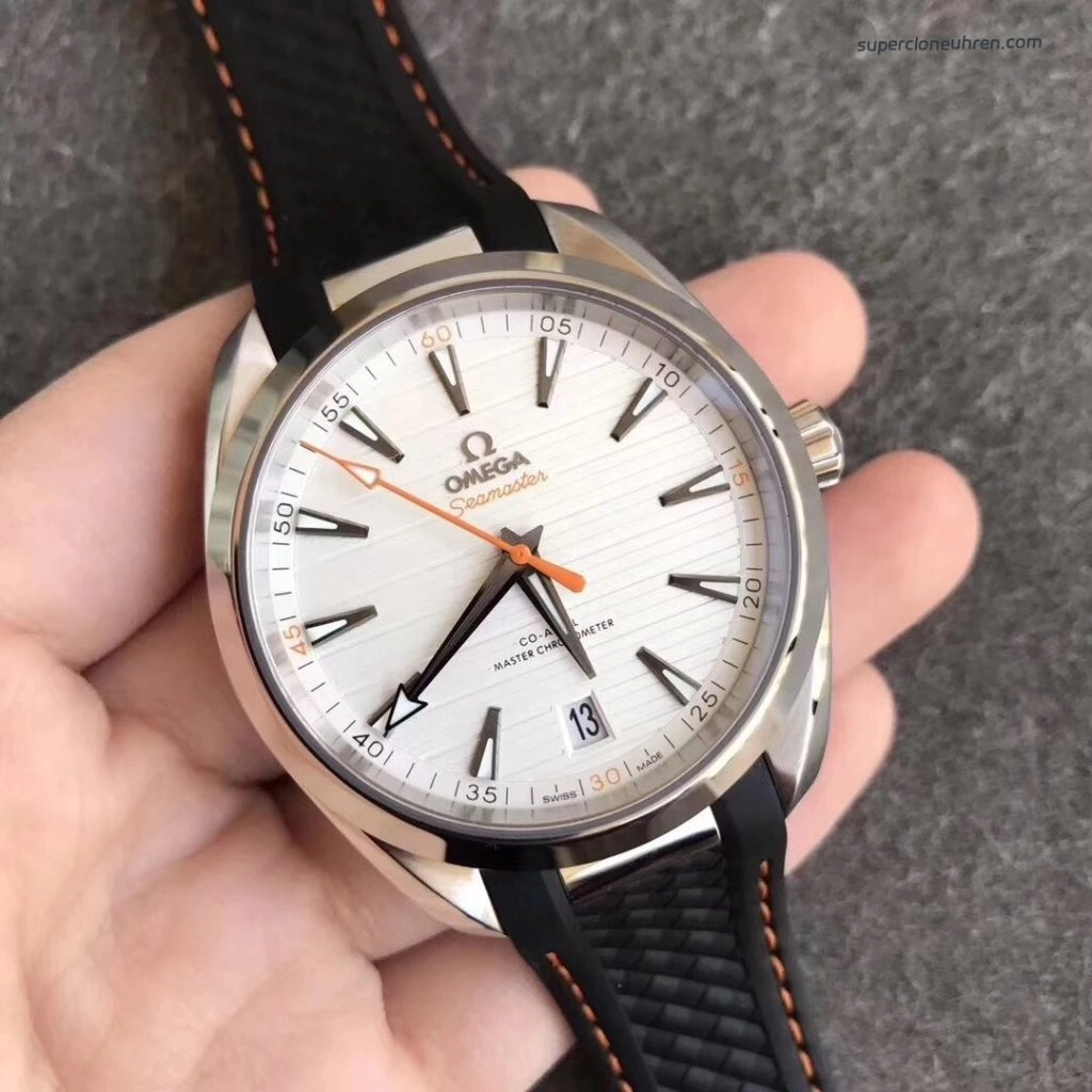Premium Replica Uhr Omega Seamaster Aqua Terra 220.12.41.21.02.002 silbernes Teak-Zifferblatt Kautschukband 41mm