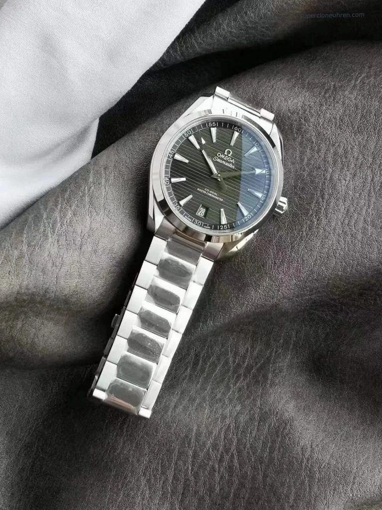 Super Clone Omega Seamaster 220.10.41.21.10.001 grünes Teak-Zifferblatt Edelstahlband 41mm