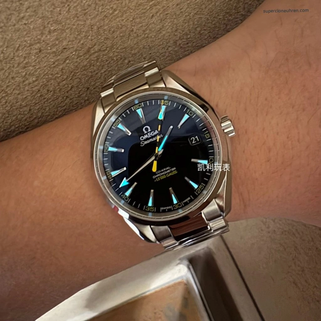 Premium Replica Uhr Omega Seamaster Aqua Terra 231.10.42.21.01.002 Edelstahl Schwarz-Gelb 41,5 mm