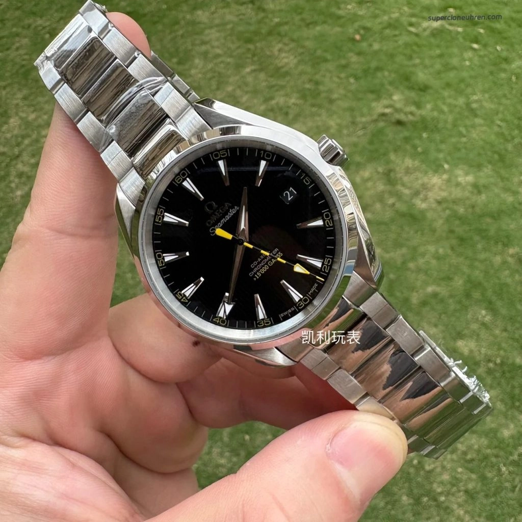 Premium Replica Uhr Omega Seamaster Aqua Terra 231.10.42.21.01.002 Edelstahl Schwarz-Gelb 41,5 mm