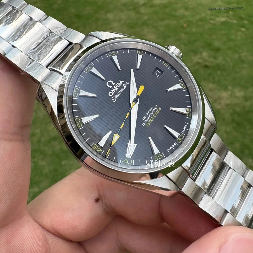 Premium Replica Uhr Omega Seamaster Aqua Terra 231.10.42.21.01.002 Edelstahl Schwarz-Gelb 41,5 mm