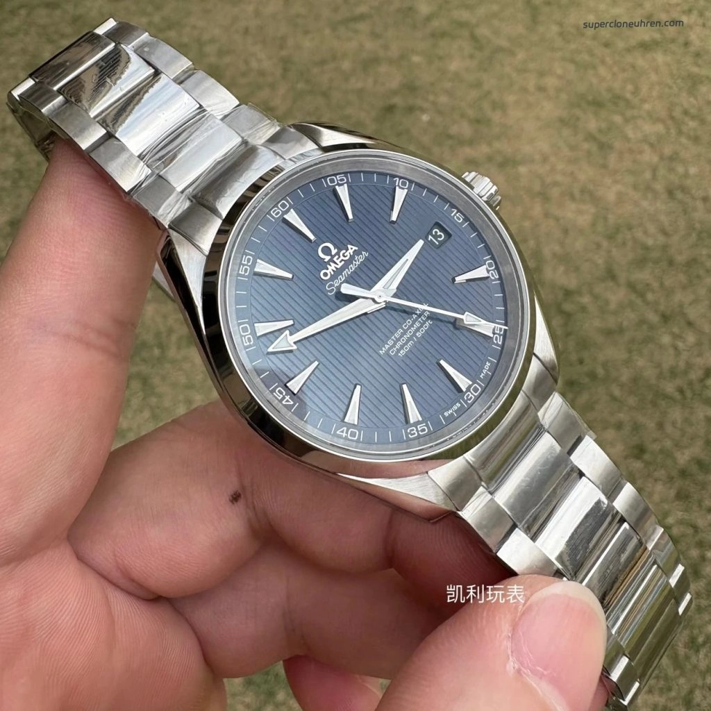 Premium Replica Uhr Omega Seamaster Aqua Terra 231.10.42.21.03.003 blaues Zifferblatt Edelstahlband 41,5 mm