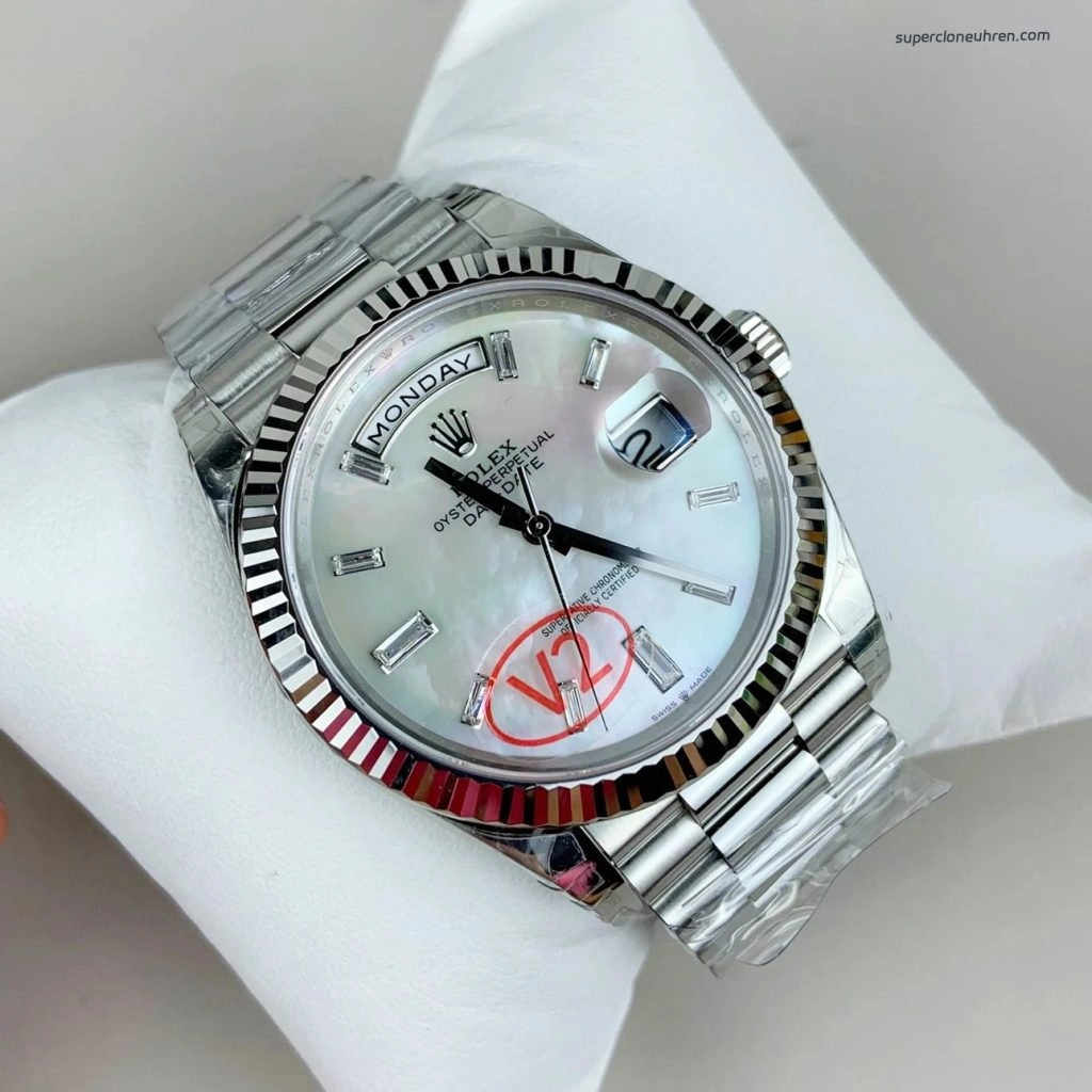 Super Clone Rolex Day-Date 228239-0078 Perlmutt-Zifferblatt mit Diamantbesatz 40mm
