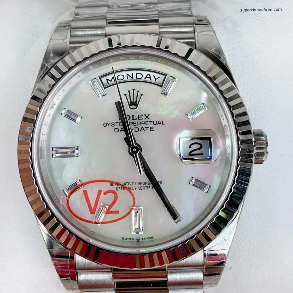 Super Clone Rolex Day-Date 228239-0078 Perlmutt-Zifferblatt mit Diamantbesatz 40mm