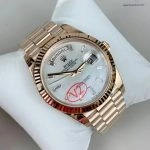 1:1 Super Clone Uhr Rolex Day-Date 228235-0056 Roségold mit Perlmutt-Zifferblatt 40mm