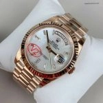 1:1 Super Clone Uhr Rolex Day-Date 228235-0056 Roségold mit Perlmutt-Zifferblatt 40mm