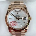 1:1 Super Clone Uhr Rolex Day-Date 228235-0056 Roségold mit Perlmutt-Zifferblatt 40mm
